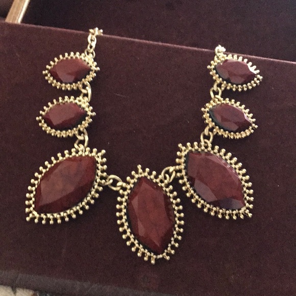 Jewelry - Deep ruby statement necklace